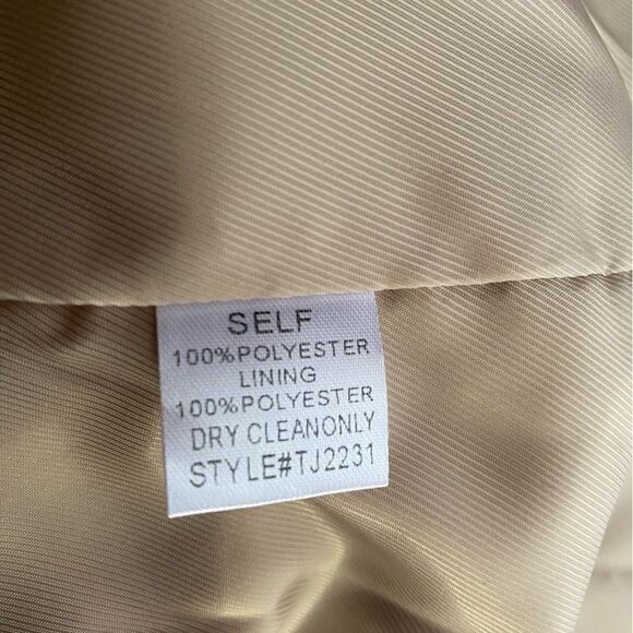 edit by nine cream-colored jacket with pockets and 2 metal buttons - Picture 3 of 8